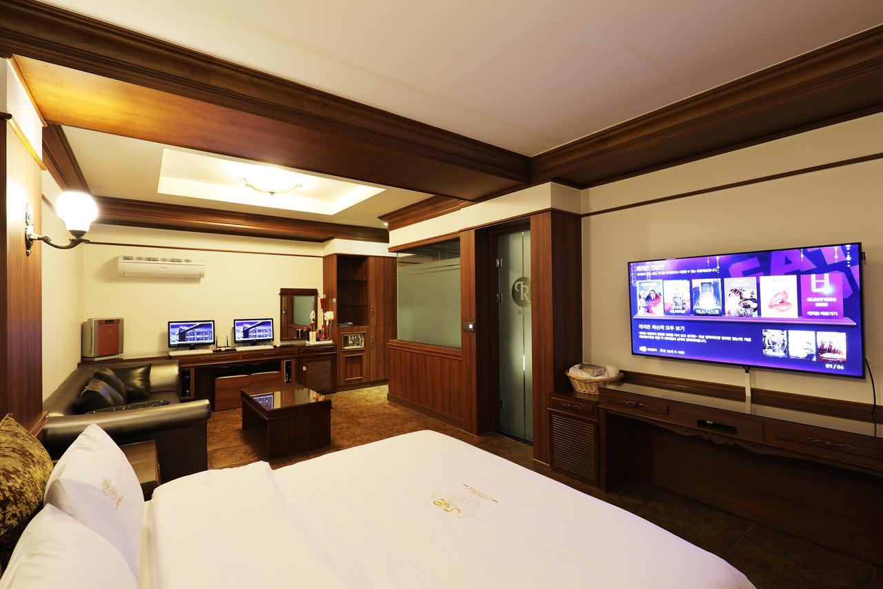Bucheon Sr Hotel ภายนอก รูปภาพ