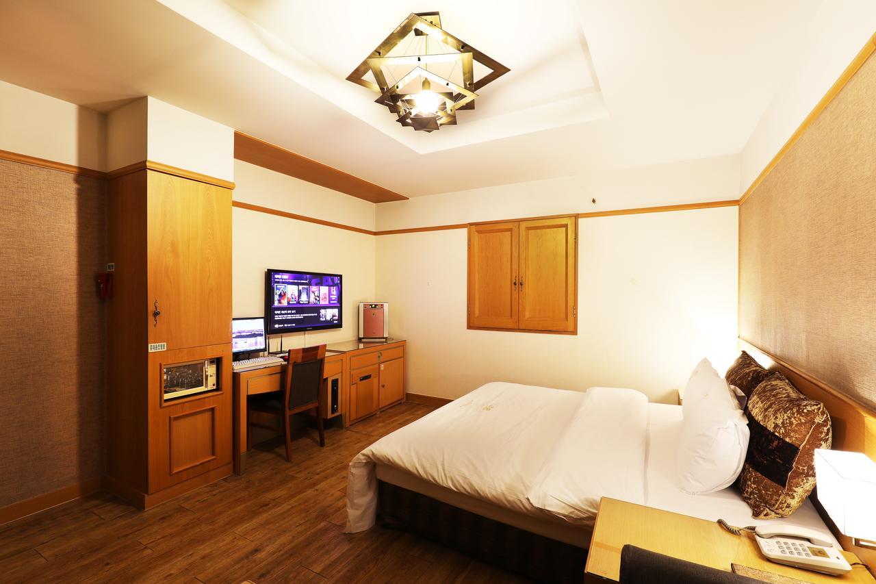Bucheon Sr Hotel ภายนอก รูปภาพ
