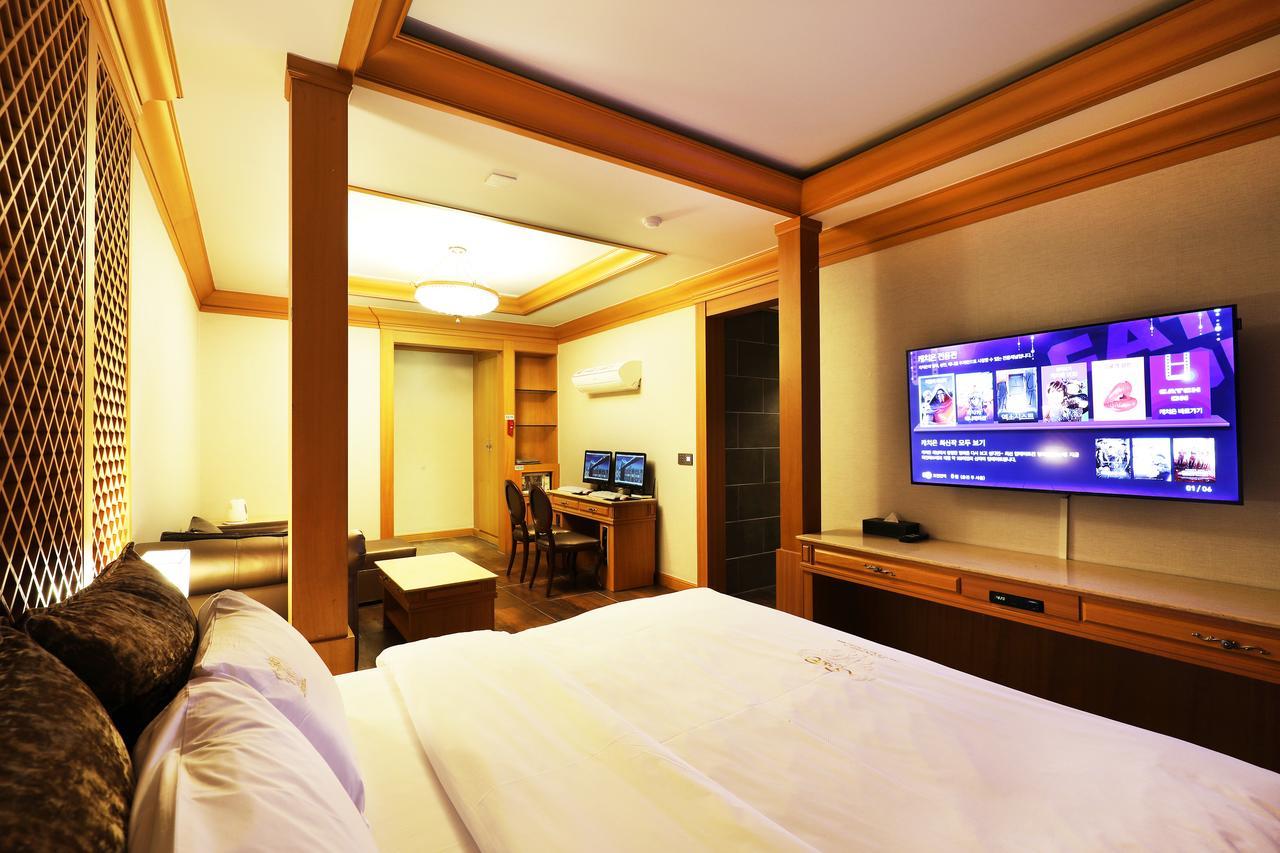 Bucheon Sr Hotel ภายนอก รูปภาพ